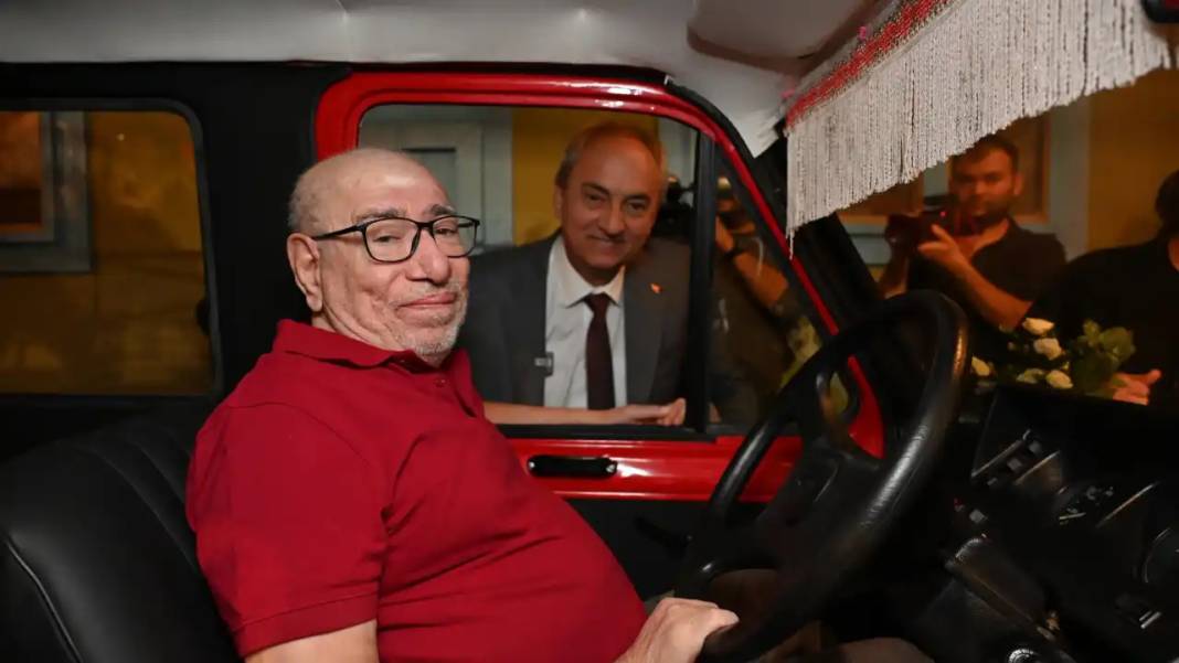 “Çiçek Abbas” Yıllar Sonra Aynı Direksiyona Oturdu 5